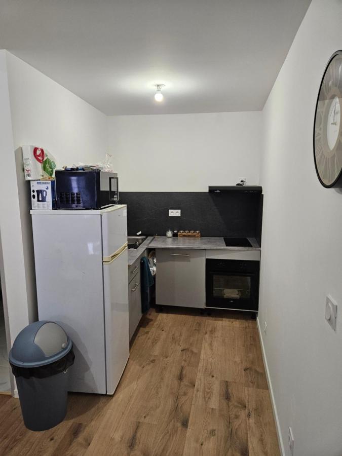 T2 Chaleureux, Calme Et Entierement Renove. Apartment Beziers Exterior photo